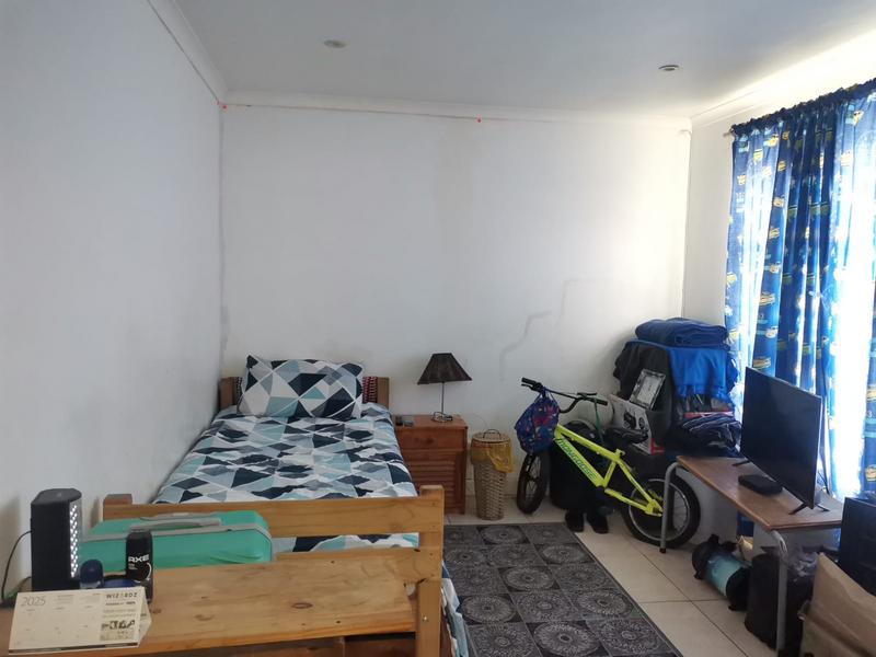 7 Bedroom Property for Sale in Goodwood Estate Western Cape